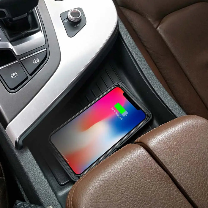 Silicone Car Wireless Charging Pad — Non‑Slip 15W Qi Fast Charger for iPhone, Samsung & Xiaomi